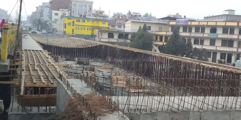 आकाशियो डण्डीको मूल्य, निर्माण लागत बढ्ने